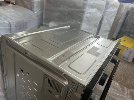 духовой шкаф beko bbie17300b, замятие в верхней части корпуса, нет упаковки
