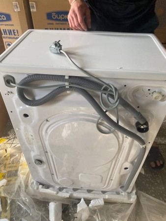 стиральная машина candy csh41273dw/2-07 smart pro steam замятие с боку , нет упаковки