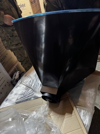 вытяжка gefest вв 1 к17 коричневый, замятие небольшое на корпусе