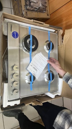 варочная панель hansa bhgi 611839, повреждение упаковки, потертости