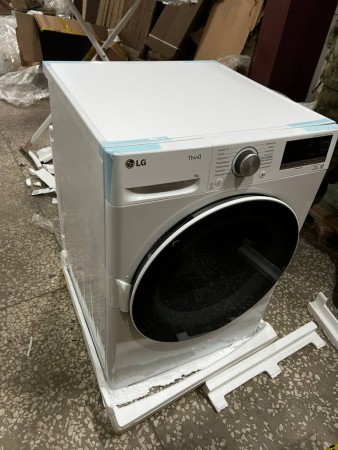 сушильная машина lg dc90v5v0w inverter,  царапины сбоку,панель сверху отходит