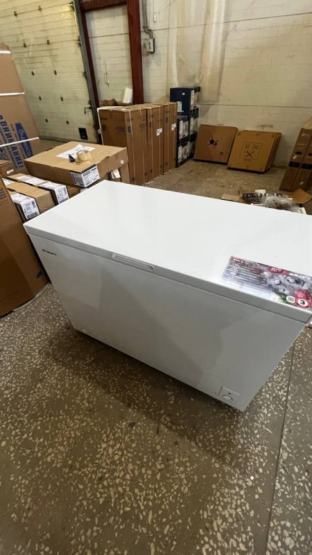Морозильник Kraft BD (W) 340 RX (до -15 С) нет упаковки, потертости и царапины на корпусе