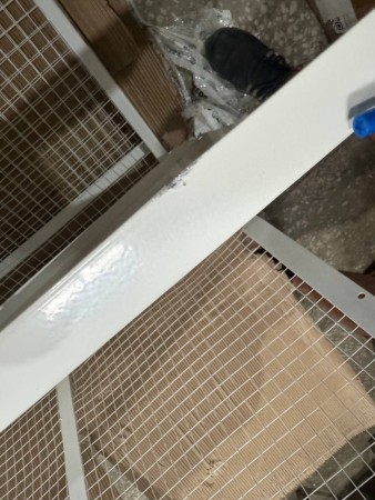 ограждение ballu 700*1200*1000, замятия по корпусу , потертости 