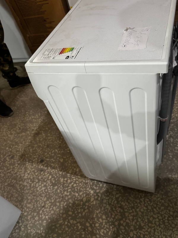 Стиральная машина LG F2J3NS0W Steam-, пере сборка модуля управления, царапины и потертости 