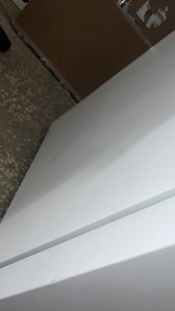 холодильник nordfrost rfc 350 nfw белый-,замятия по бокам