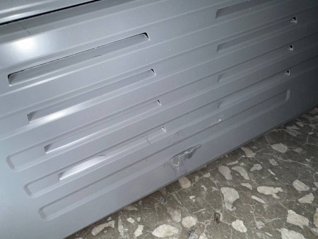 морозильник willmark cf-270idg серый inverter (до -15 с)-№2 точ.вмятины , царапины,содрана краска