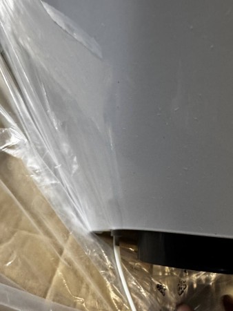 вытяжка gefest во 1602 белый, замятие на корпусе небольшое