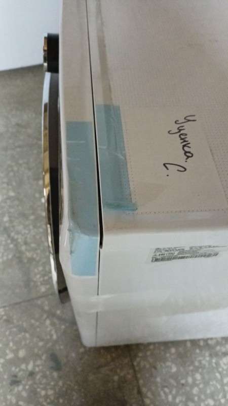 Сушильная машина LG DC90V9V9WN Inverter,потертости, вмятины, зазоры