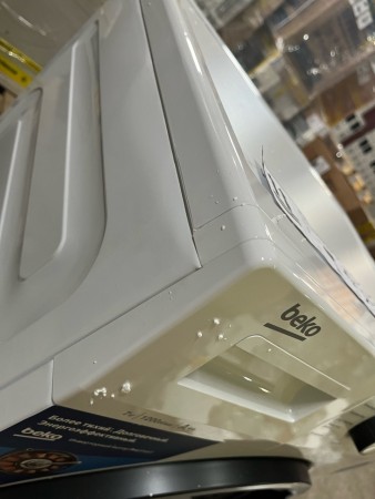 стиральная машина beko wsre 7612 xawi inverter, вмятина с боку