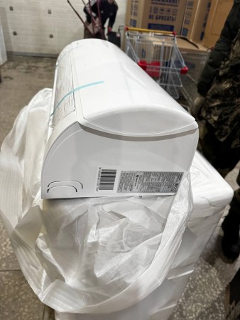 сплит-система dantex rk-09sdm4 corso, вмятины на внешнем блоке