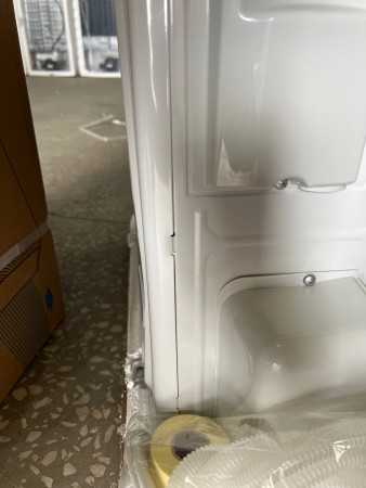 сплит-система rovex rs-09ast mira-n внешний блок,спереди небольшое замятие