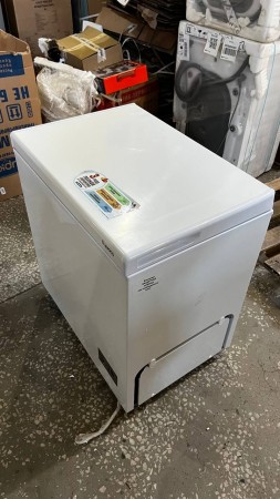 морозильник бирюса 155 kx, корпус, крышка и петли крышки повреждены