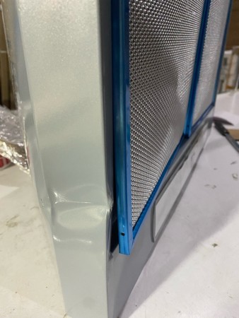 вытяжка gefest во 10 к44 металлик,порвана коробка, вмятина на корпусе, замят фильтр