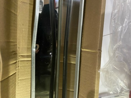 инфракрасный обогреватель kalashnikov kirh-e20t-11, 2 вмятины на лицевой стороне