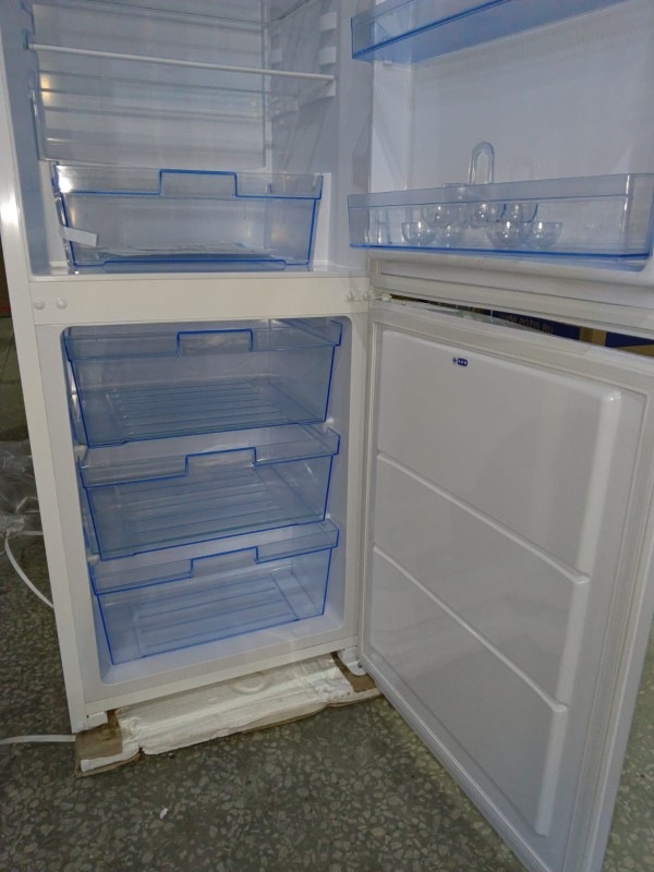 Холодильник Орск 173 В белый, вмятины