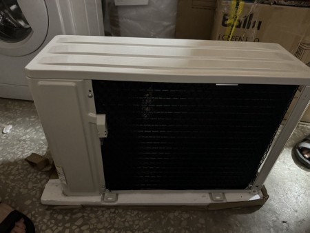 сплит-система ballu bsvi-07hn8 discovery dc inverter r32, вмятина на внеш.блоке,новый, сломана скоба
